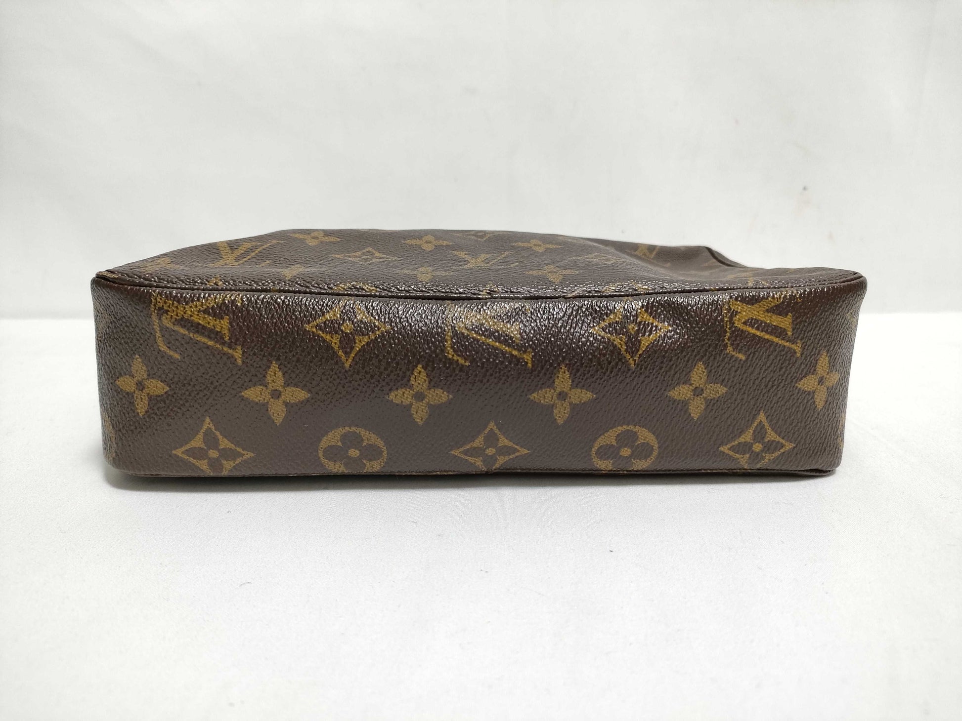 LOUIS VUITTON RFID Unverifiable Serial Number Unverifiable Monogram Louis Vuitton True Toilet 23 Second Bag