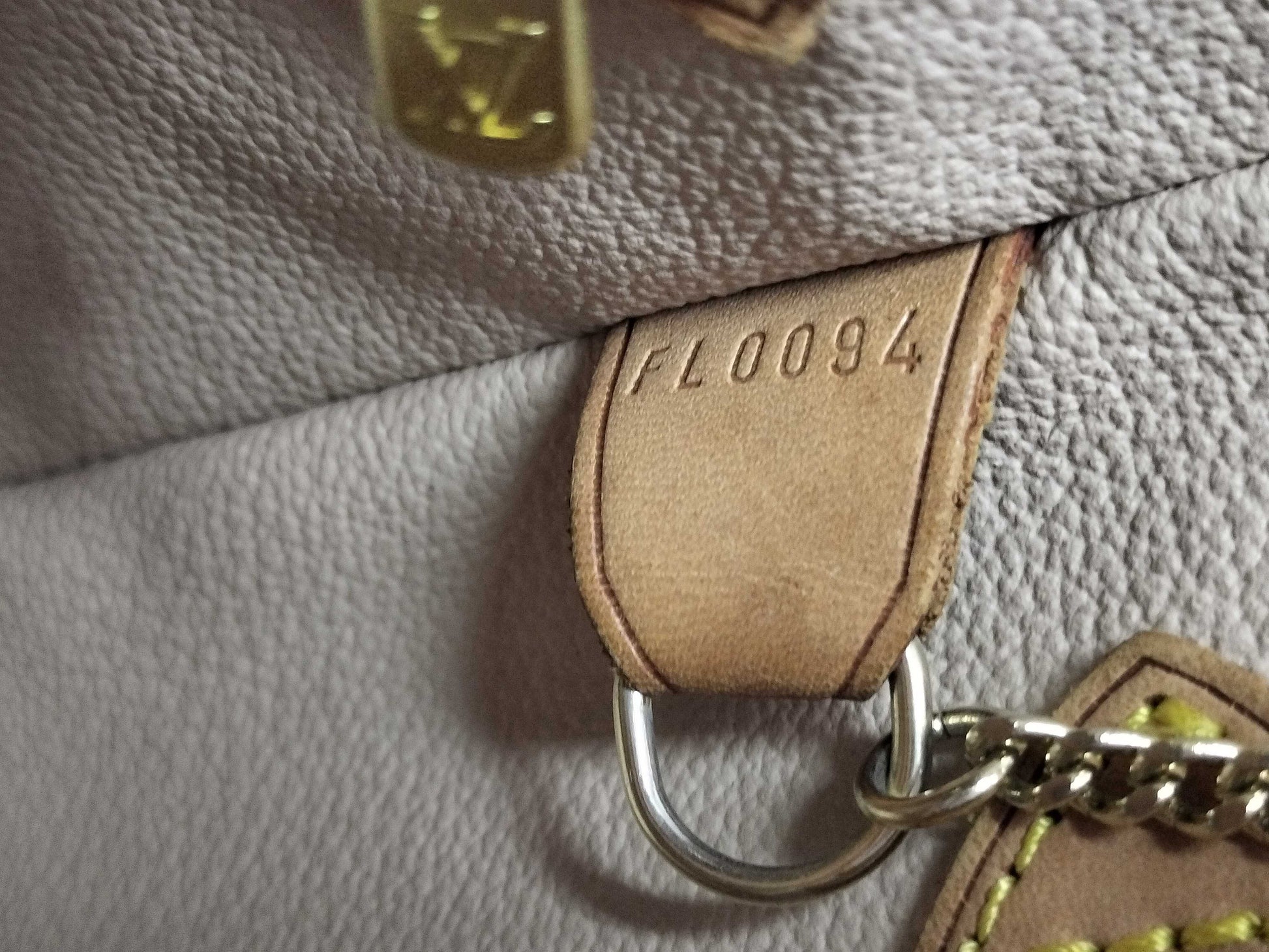 LOUIS VUITTON FL0094 Monogram Louis Vuitton Bucket Tote Bag