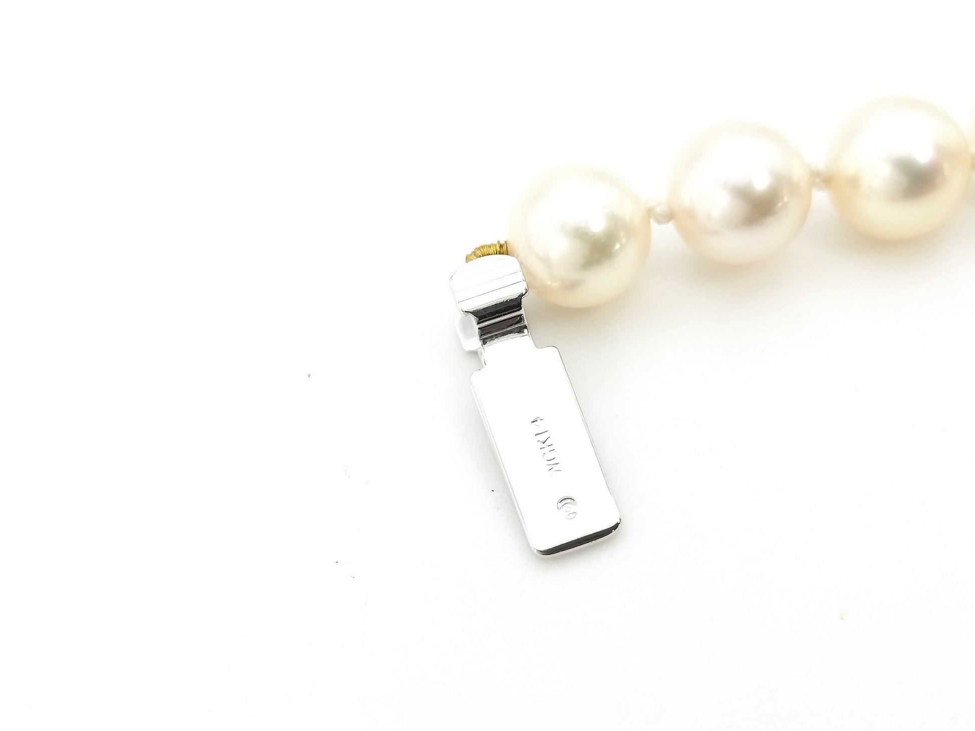TASAKI Pearl Necklace, approx. 7.0-7.4mm diameter, 14K White Gold, 32.6g 