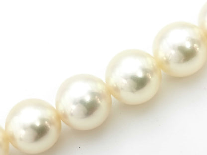 TASAKI Pearl Necklace, approx. 7.0-7.4mm diameter, 14K White Gold, 32.6g 