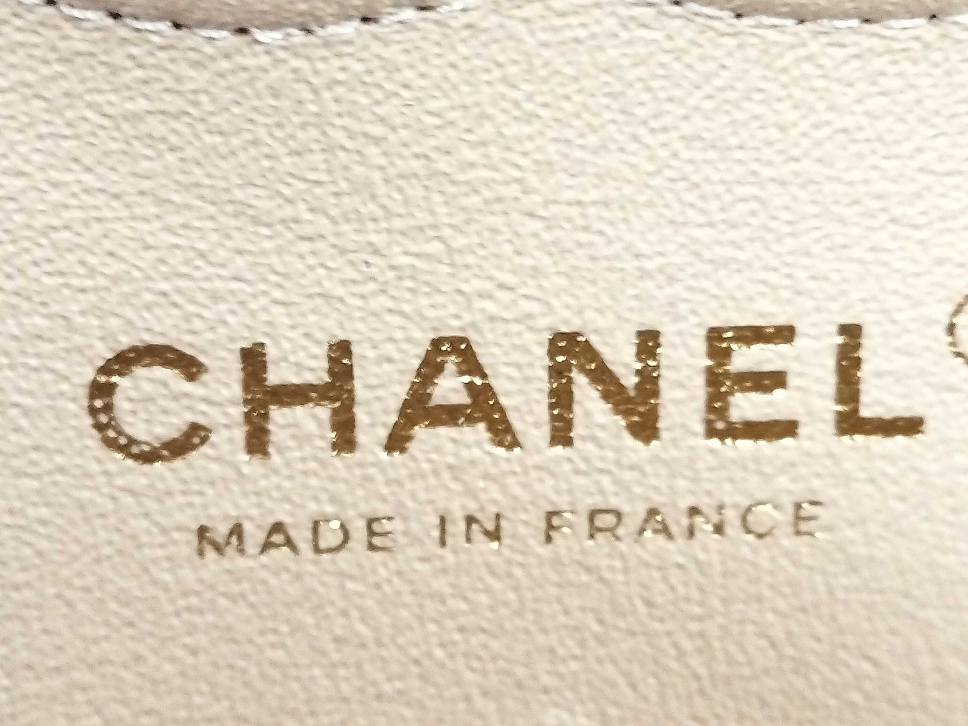 CHANEL Matelasse Chain Shoulder Bag 23 in Caviar Skin Beige E1LG18A1 Shoulder Bag