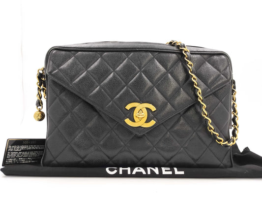 CHANEL Matelasse Chain Shoulder Bag in Black Caviar Skin 3054997 Shoulder Bag