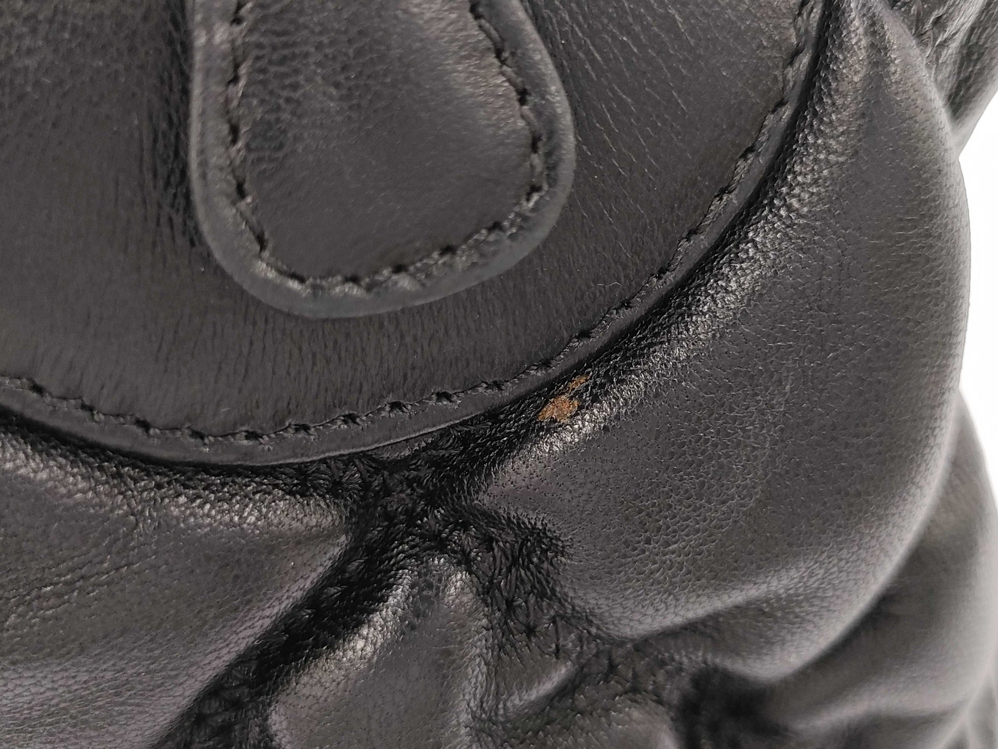CHANEL Bubble Quilted Lambskin Black Chain Handbag 12905618 Handbag