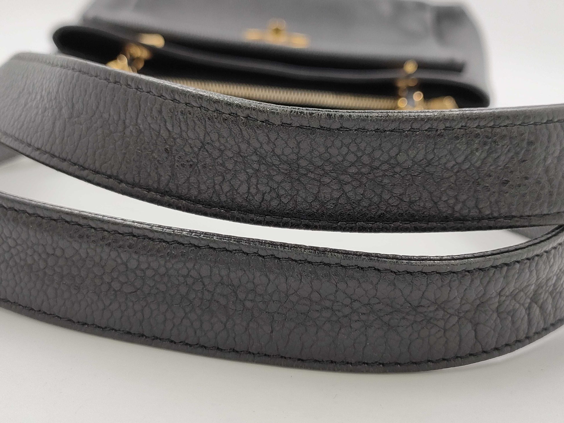 CHANEL Coco Mark Caviar Leather Chain Tote Bag in Black with Gold Hardware, Sticker Included, Card Not Included, Shoulder Bag