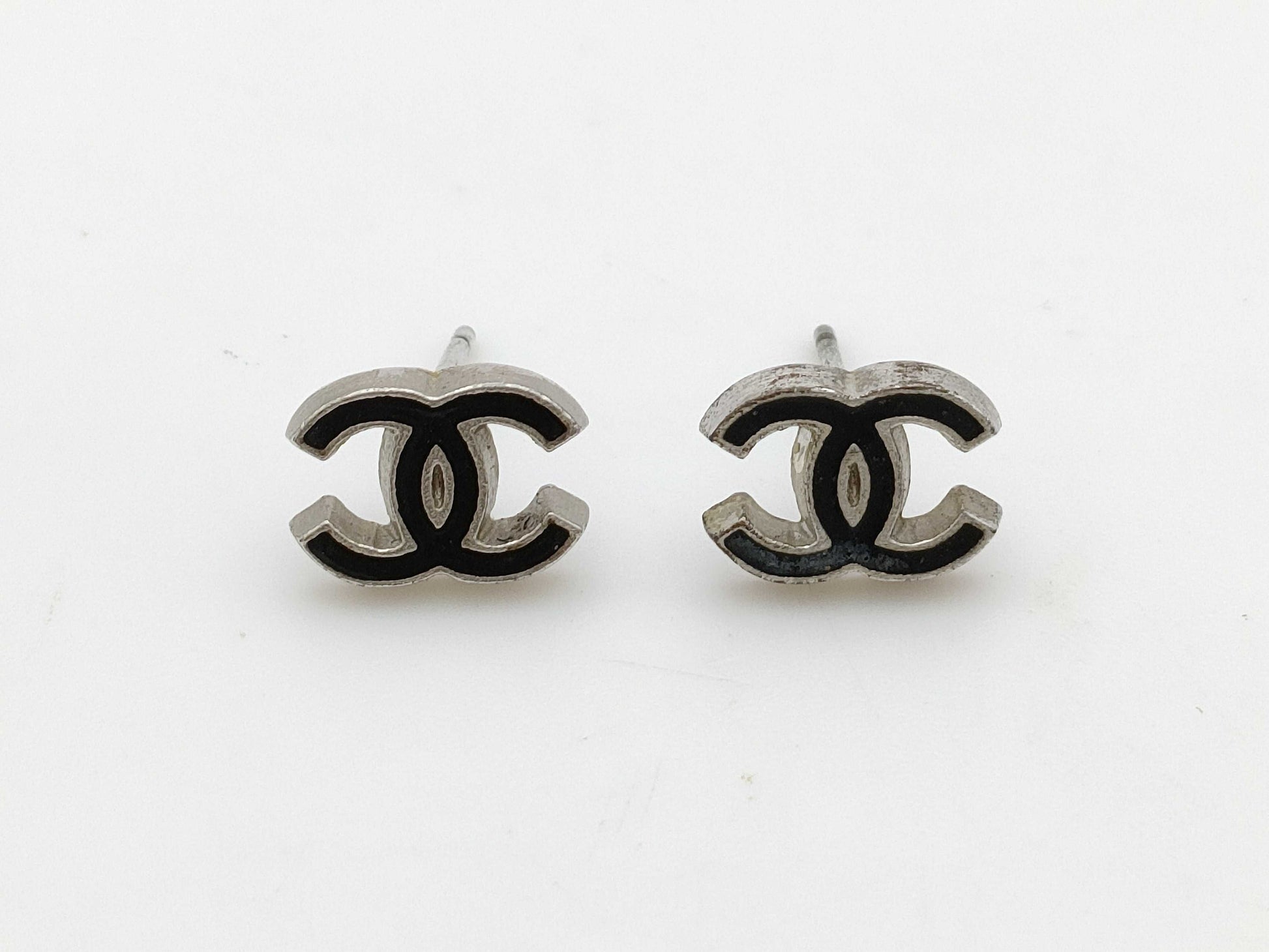 CHANEL 06P Coco Mark Earrings Black x Silver Earrings