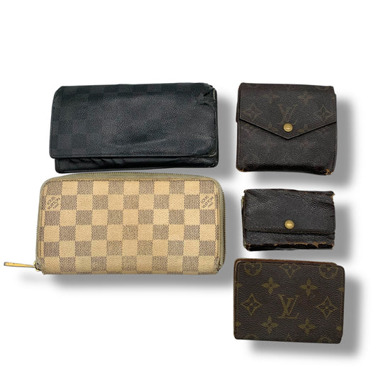 LOUIS VUITTON Damier Wallet, Large Set of Accessories