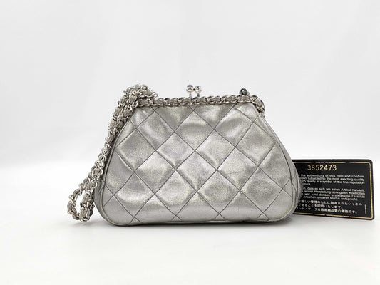 CHANEL Chain Shoulder Bag with Clasp, Seal No. 3, Shoulder Bag