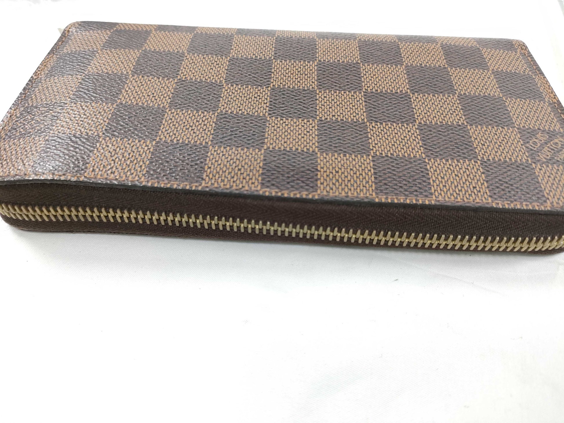 LOUIS VUITTON Mi 11114 RFID Unverified Damier Louis Vuitton Zippy Wallet Damier Wallet