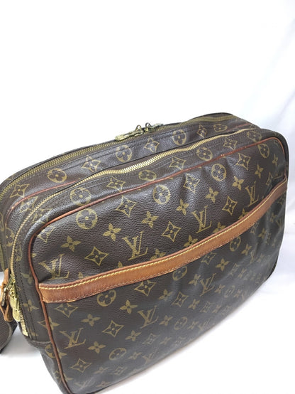 LOUIS VUITTON Monogram Reporter Shoulder Bag