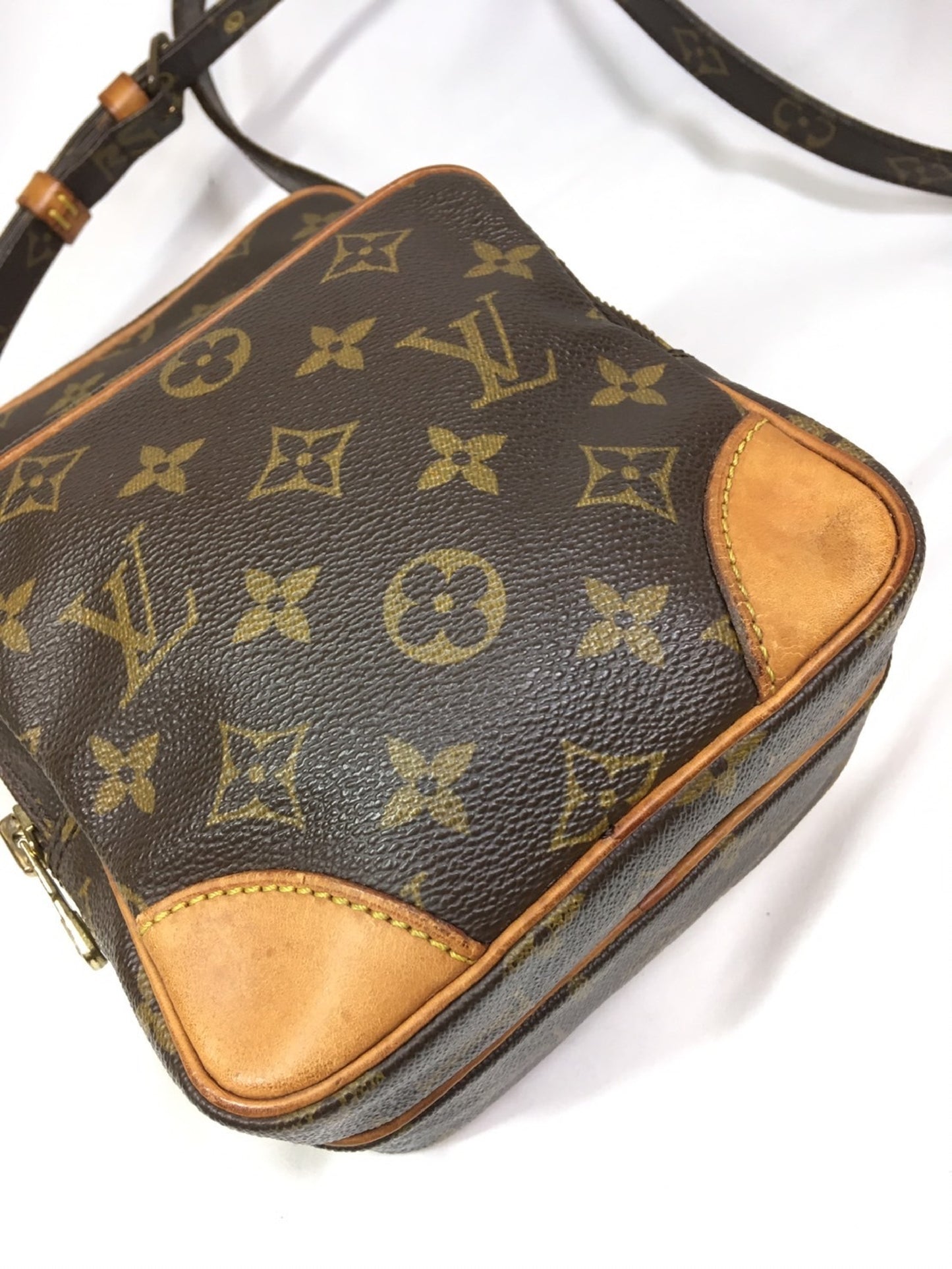 LOUIS VUITTON Louis Vuitton Monogram Amazon Shoulder Bag