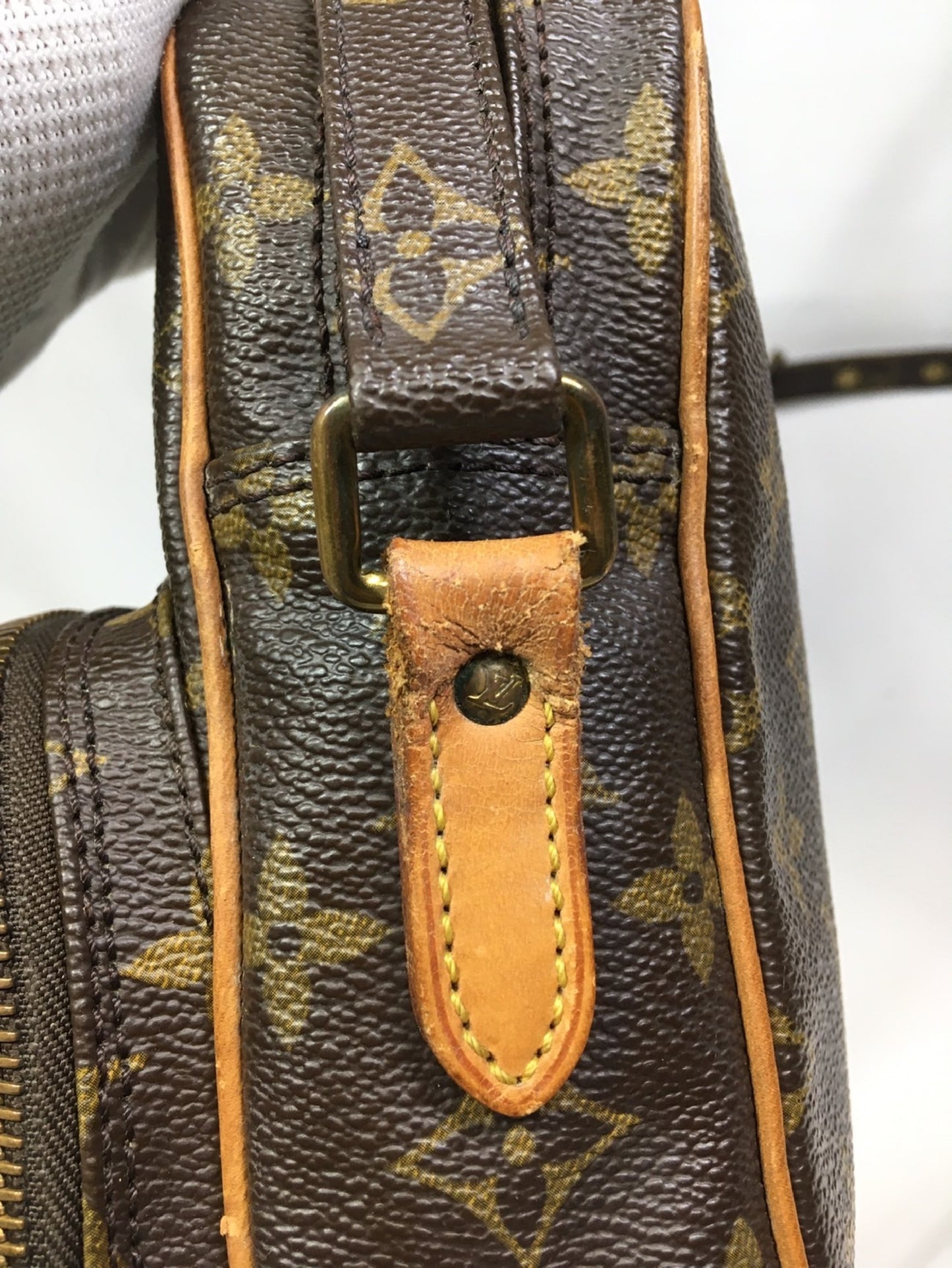 LOUIS VUITTON Louis Vuitton Monogram Amazon Shoulder Bag
