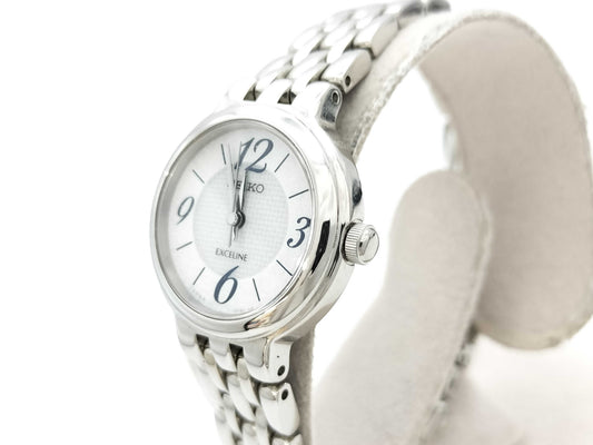 SEIKO V111-0CD0 130381 Quartz Women's Watch