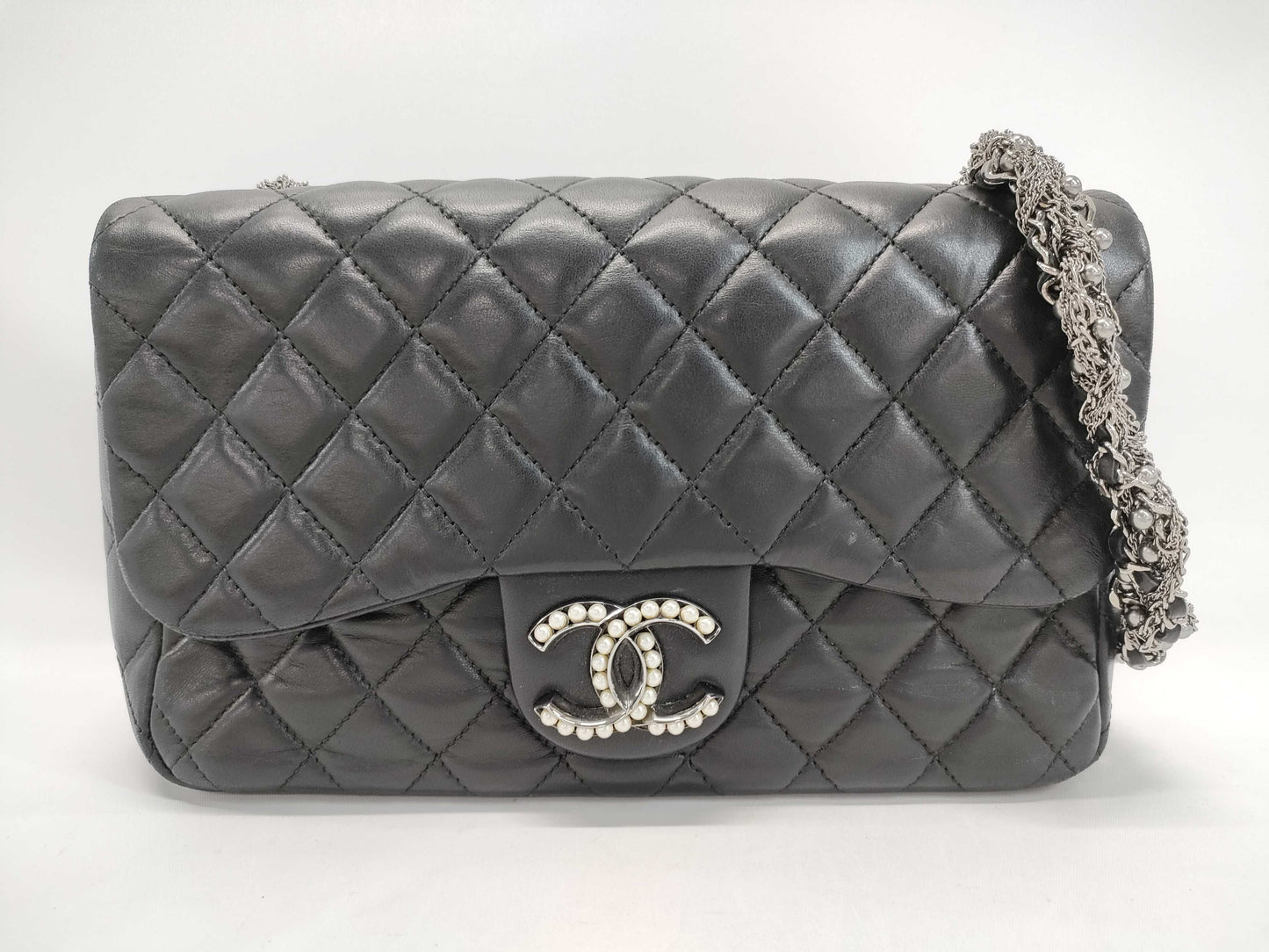CHANEL Matelasse Pearl 21010887 Bag