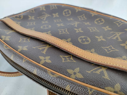 LOUIS VUITTON TH0930 Monogram LV Shoulder Bag