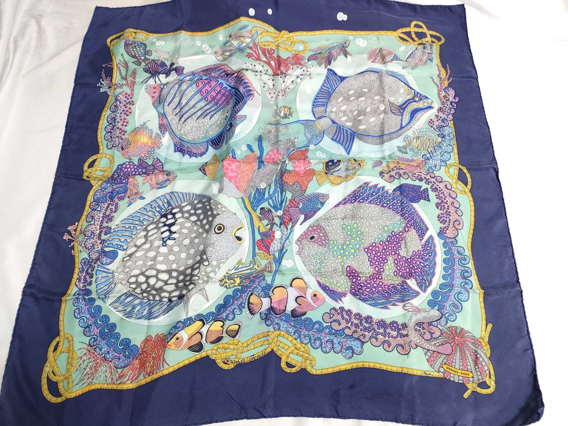 HERMES Scarf Scarf