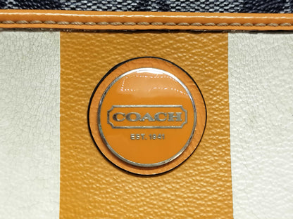 COACH Signature Coach Shoulder Bag Shoulder Bag