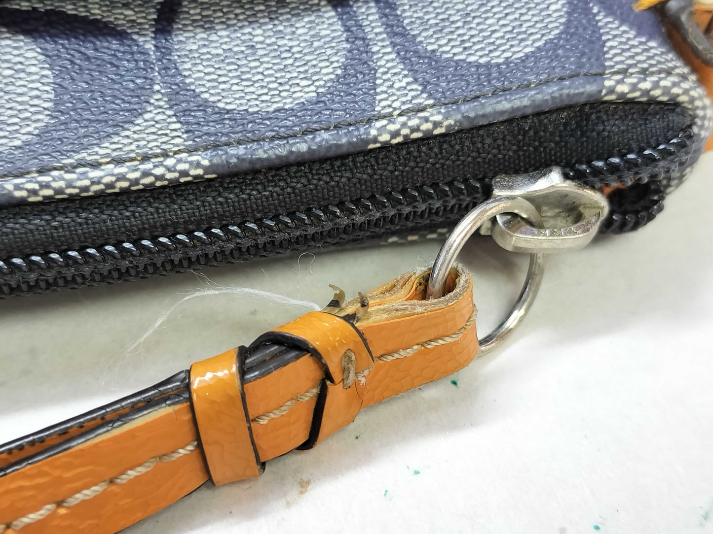 COACH Signature Coach Shoulder Bag Shoulder Bag
