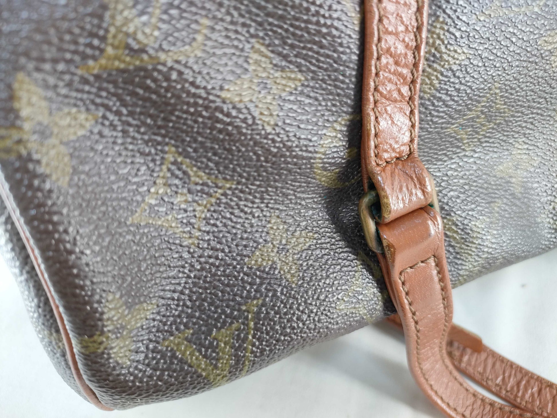 LOUIS VUITTON Monogram LV Bag Handbag