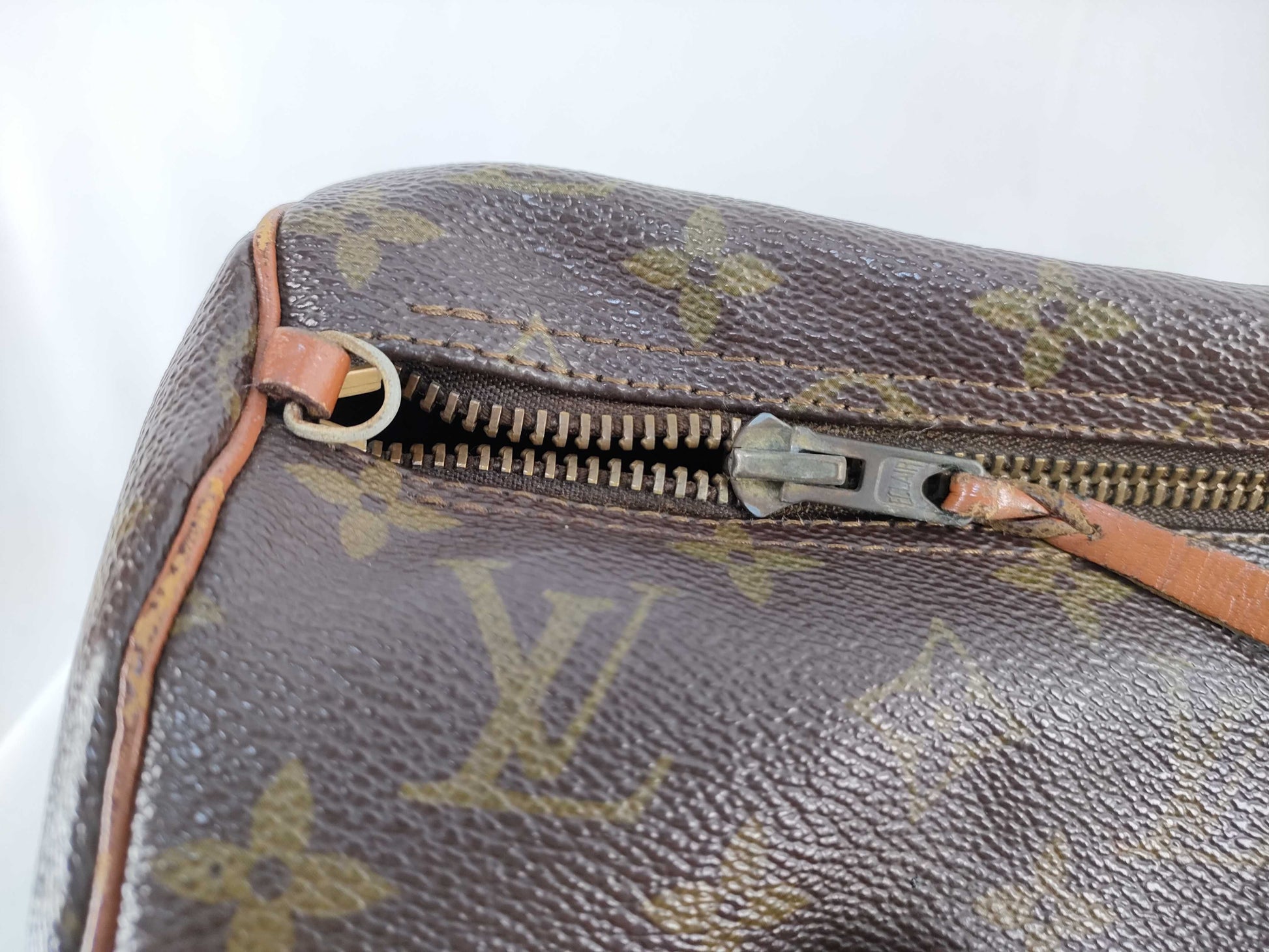 LOUIS VUITTON Monogram LV Bag Handbag