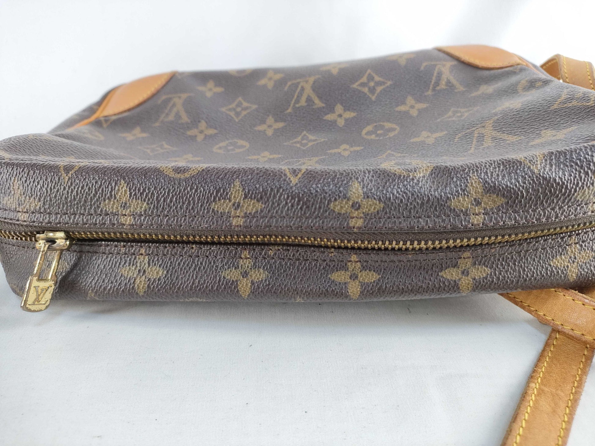 LOUIS VUITTON Monogram LV Shoulder Bag Shoulder Bag