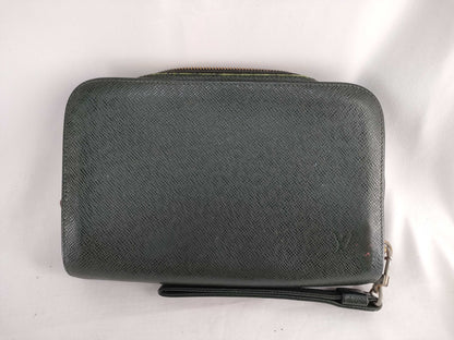 LOUIS VUITTON Taiga LV bag second bag
