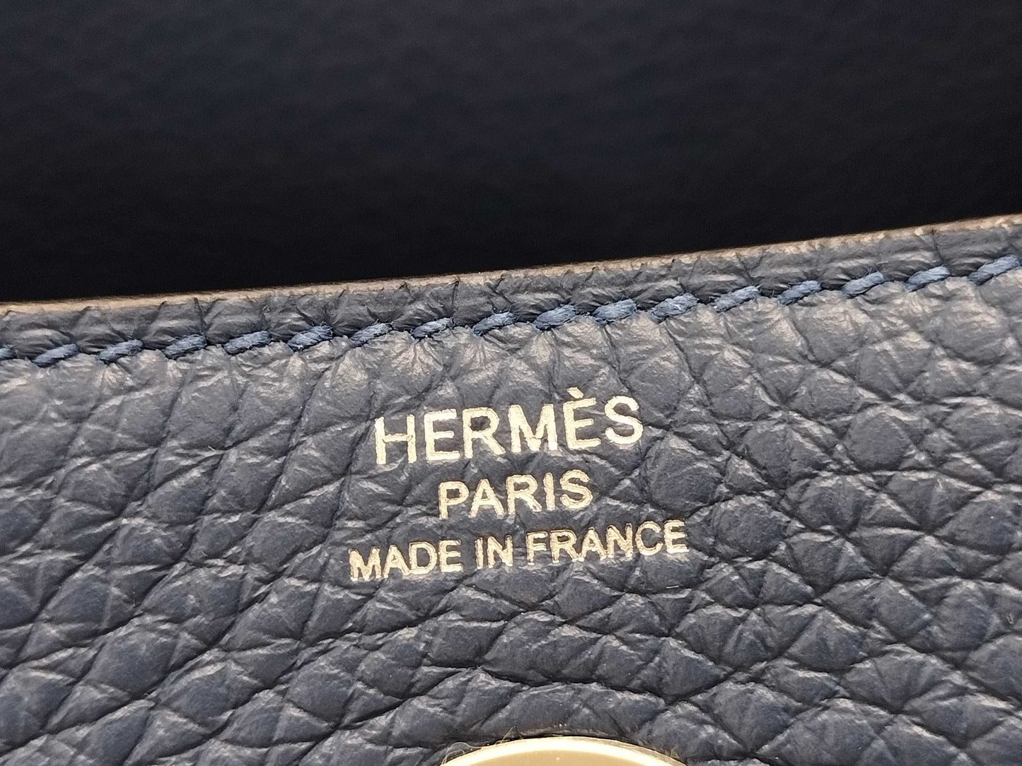 HERMES Lindy 26 Blue Tie Handbag in Taurillon Clemence Leather with Silver Hardware and K Stamp