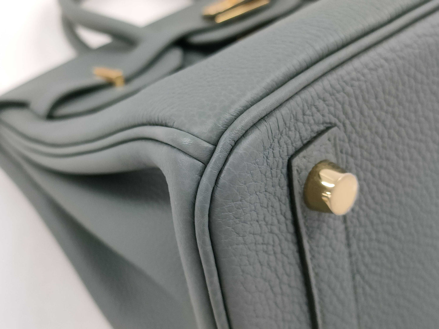 HERMES Birkin 25 Vert Amande Togo Gold Hardware W Stamp Handbag