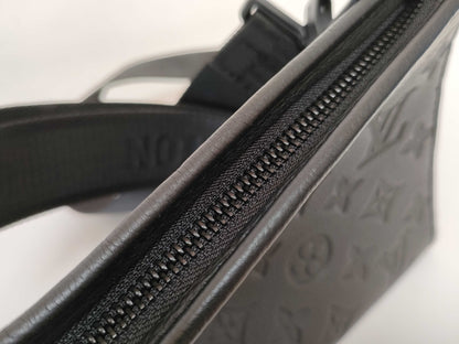 LOUIS VUITTON RFID Verified, Serial Number Unverifiable, Monogram Empreinte Louis Vuitton Empreinte M81115 Shoulder Bag