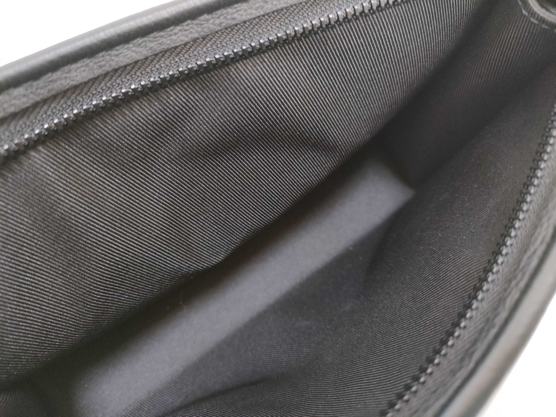 LOUIS VUITTON RFID Verified, Serial Number Unverifiable, Monogram Empreinte Louis Vuitton Empreinte M81115 Shoulder Bag