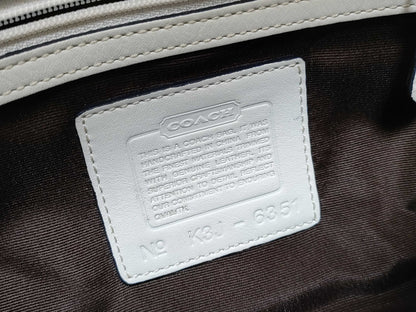 COACH Mini Signature Coach Signature Canvas One-Shoulder Shoulder Bag in White