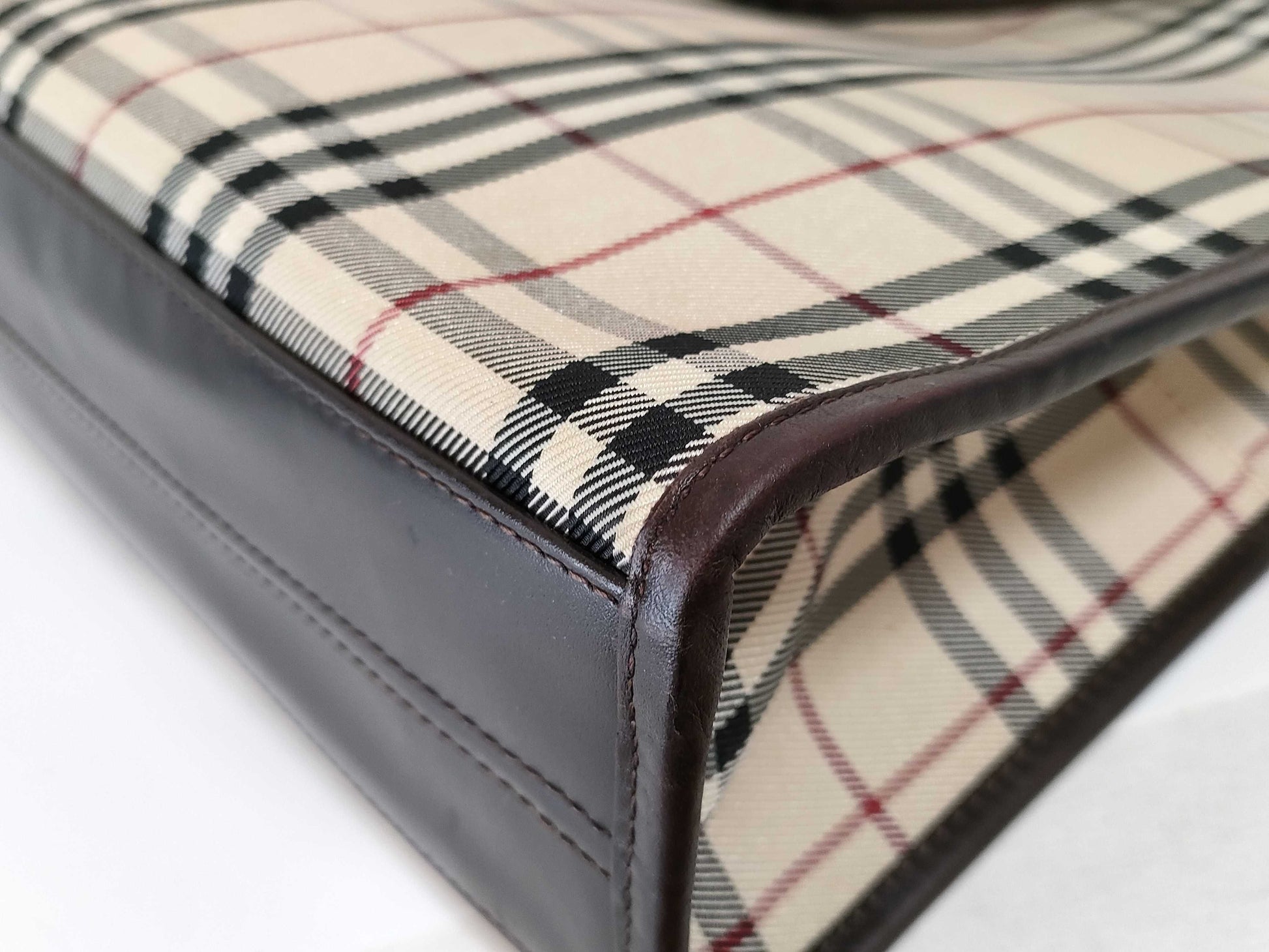 BURBERRY Nova Check Tote Bag with Logo Plate