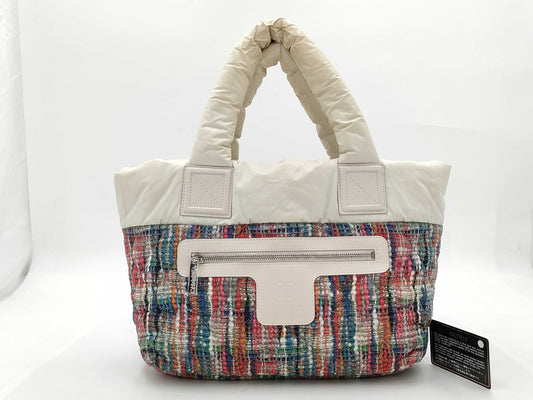 CHANEL tote bag