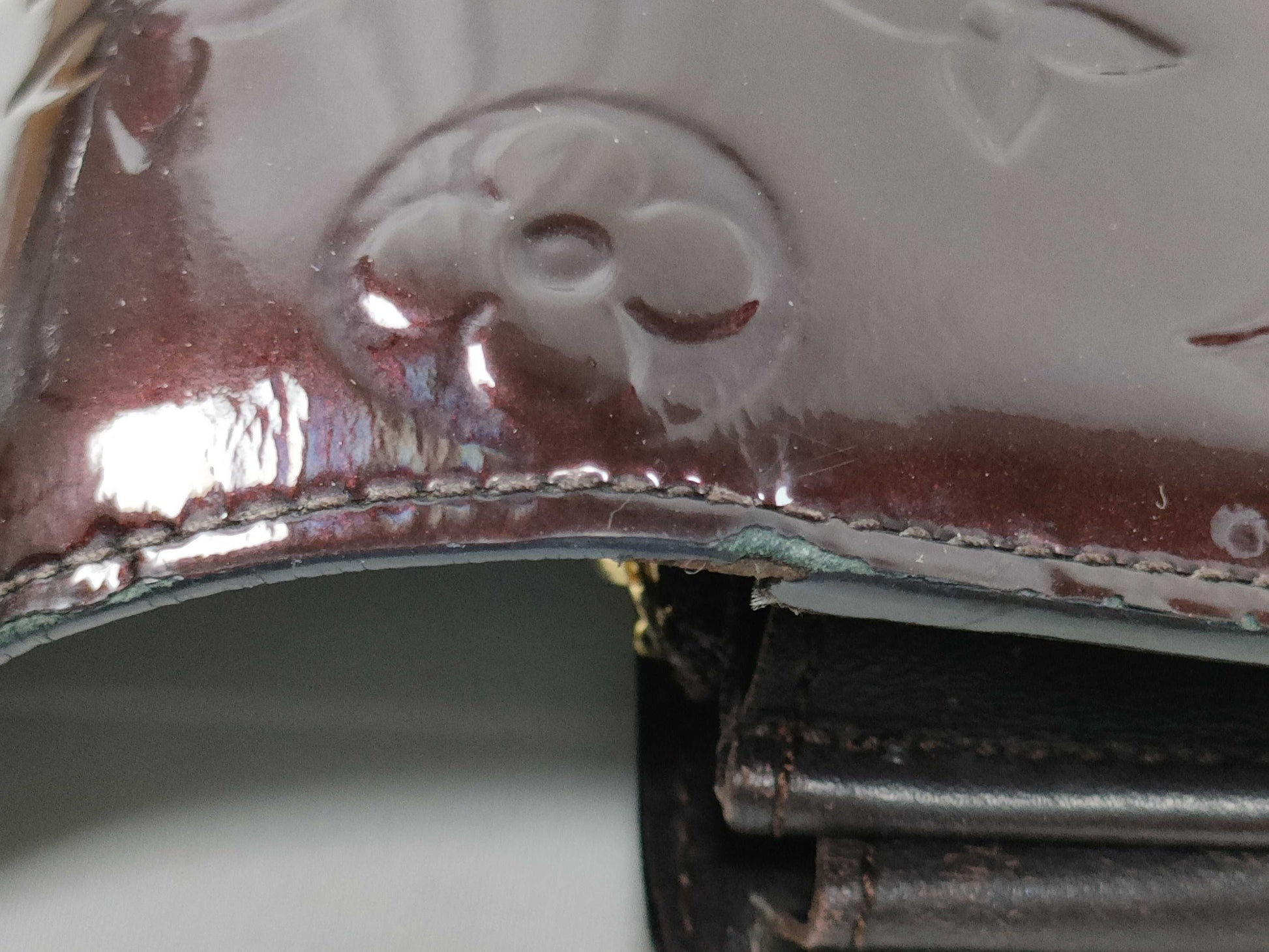 LOUIS VUITTON TN 1102 RFID Unverified Vernis LV Vernis Aultefeuille Sarah Wallet