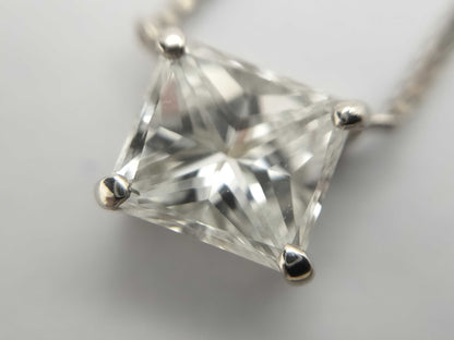 D1.005ct PT900/850 3.3g Necklace 