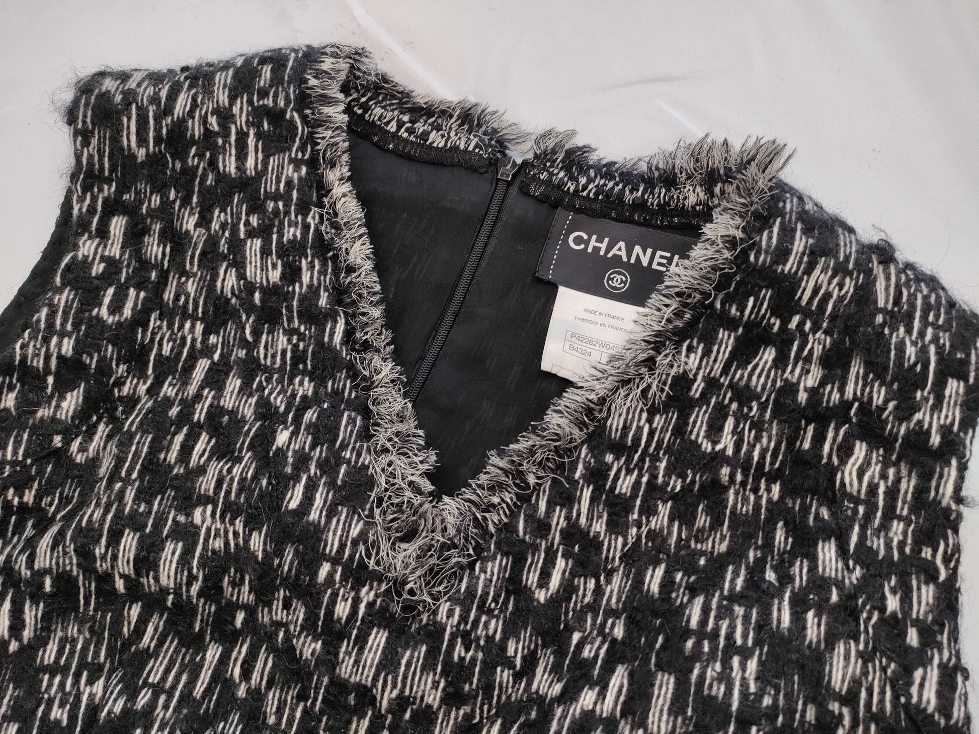 CHANEL Dress Size 38 Dress