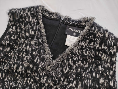 CHANEL Dress Size 38 Dress