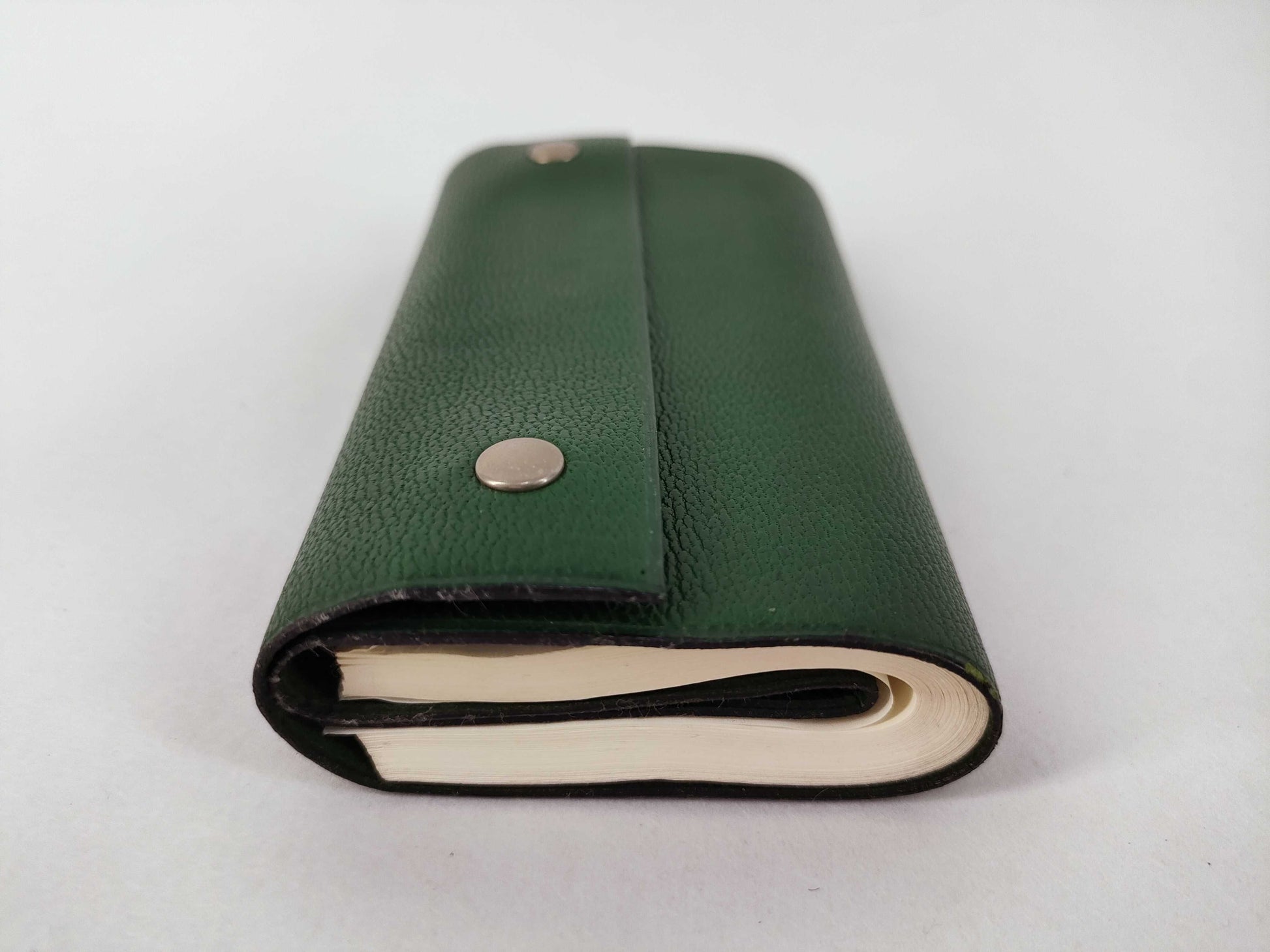 HERMES Cahier Rail Roll with Z Engraving, Green, Other Accessories