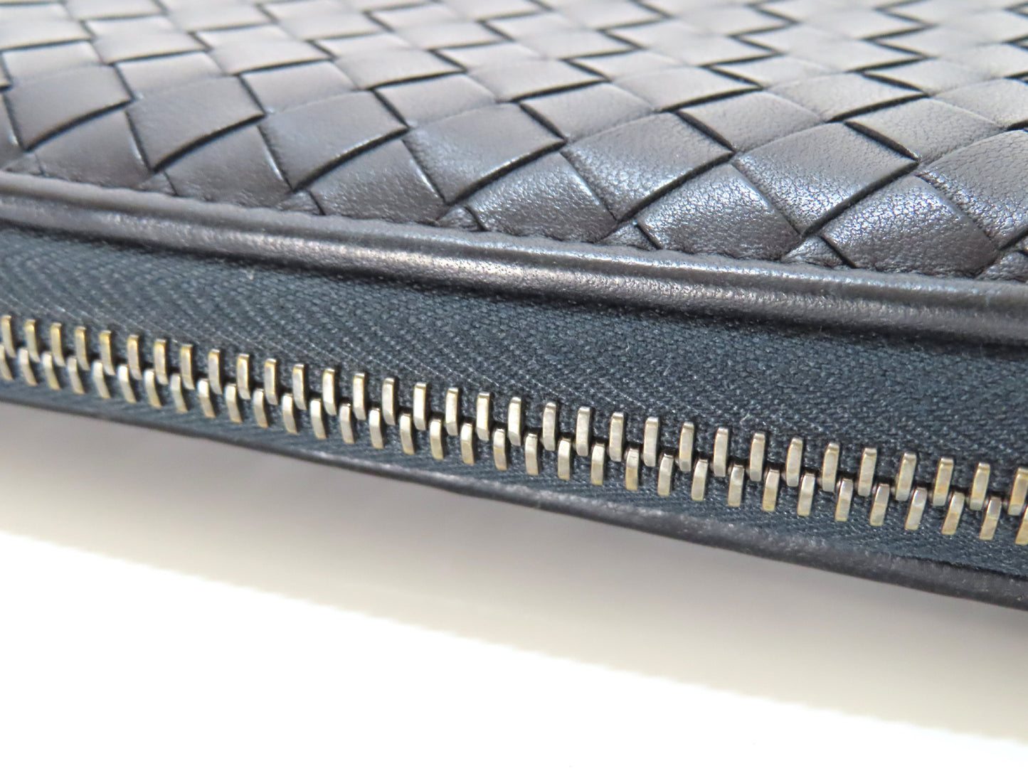 BOTTEGA VENETA Bottega Intrecciato Round Zip Long Wallet Black Wallet