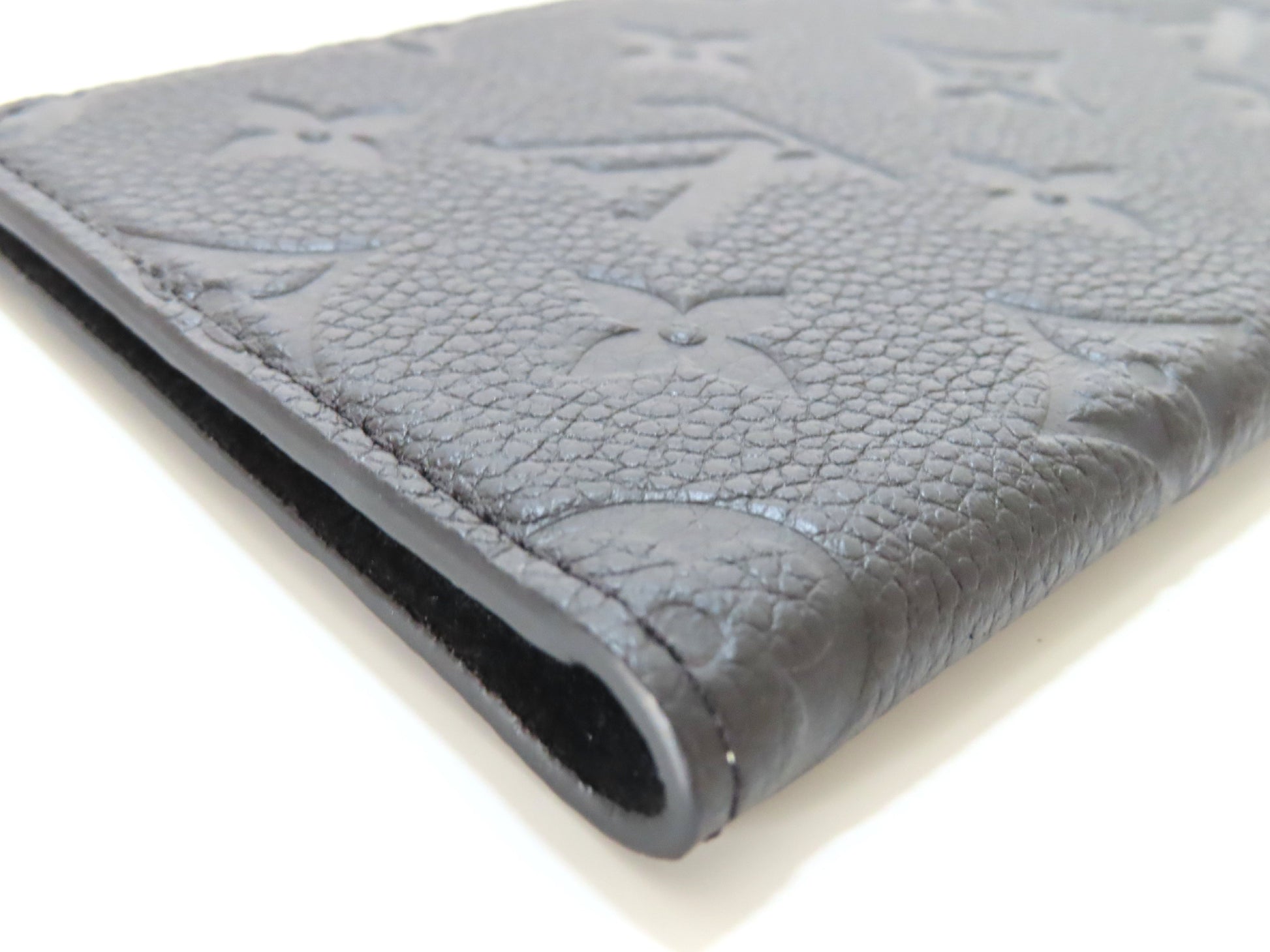 LOUIS VUITTON Monogram Empreinte iPhone 11 Folio Noir M69709 Other Accessories