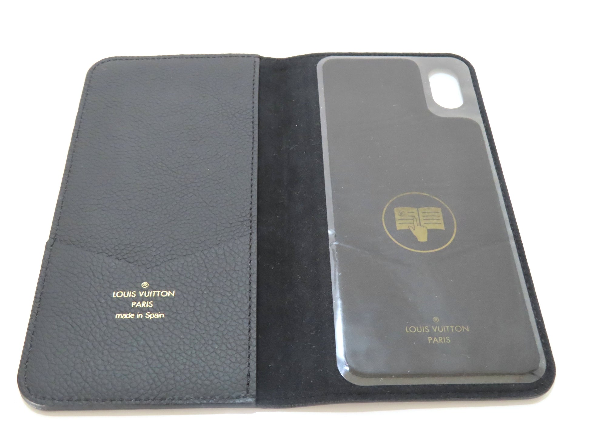 LOUIS VUITTON Monogram Empreinte iPhone 11 Folio Noir M69709 Other Accessories