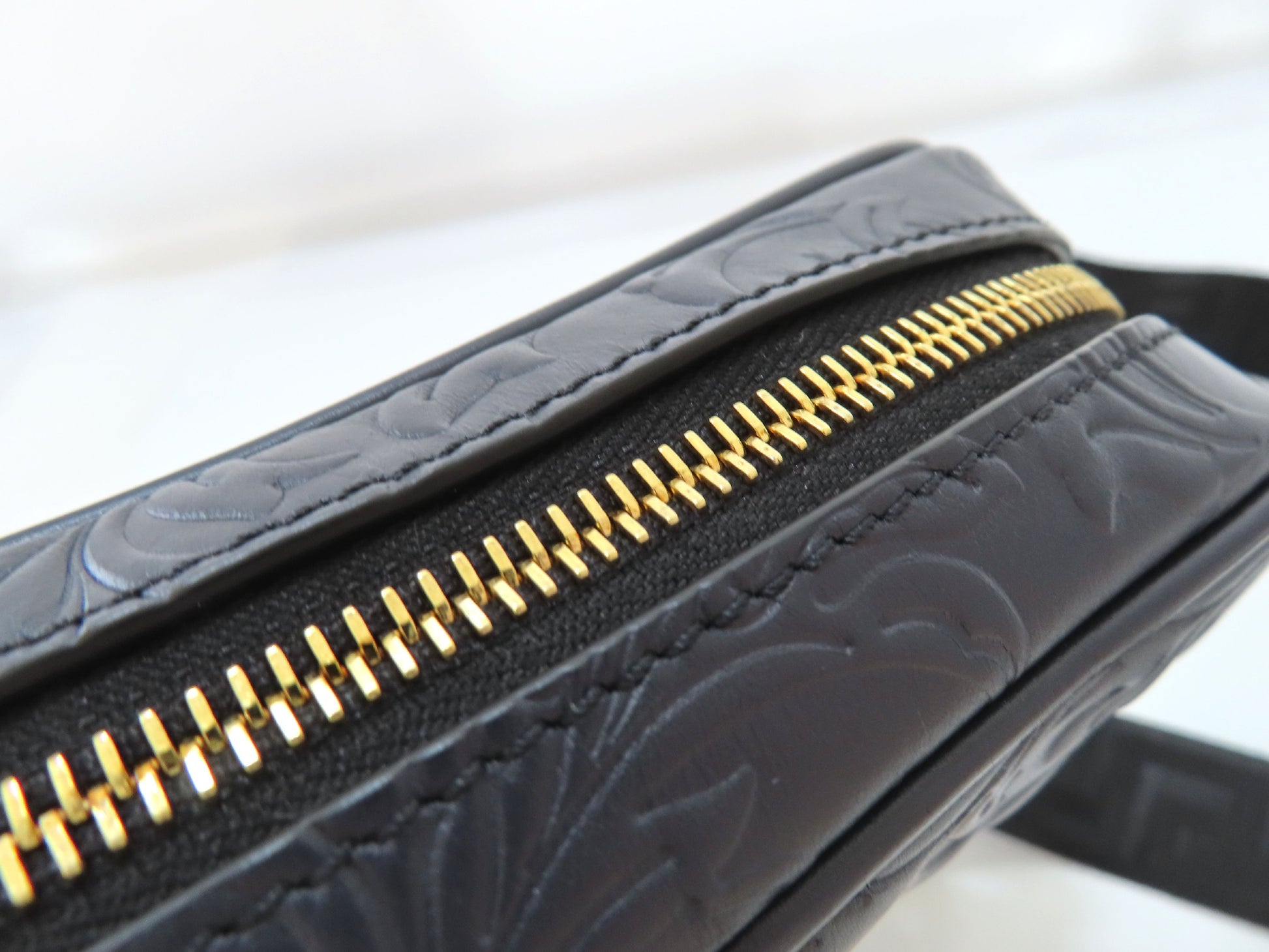 VERSACE Medusa Shoulder Bag Navy