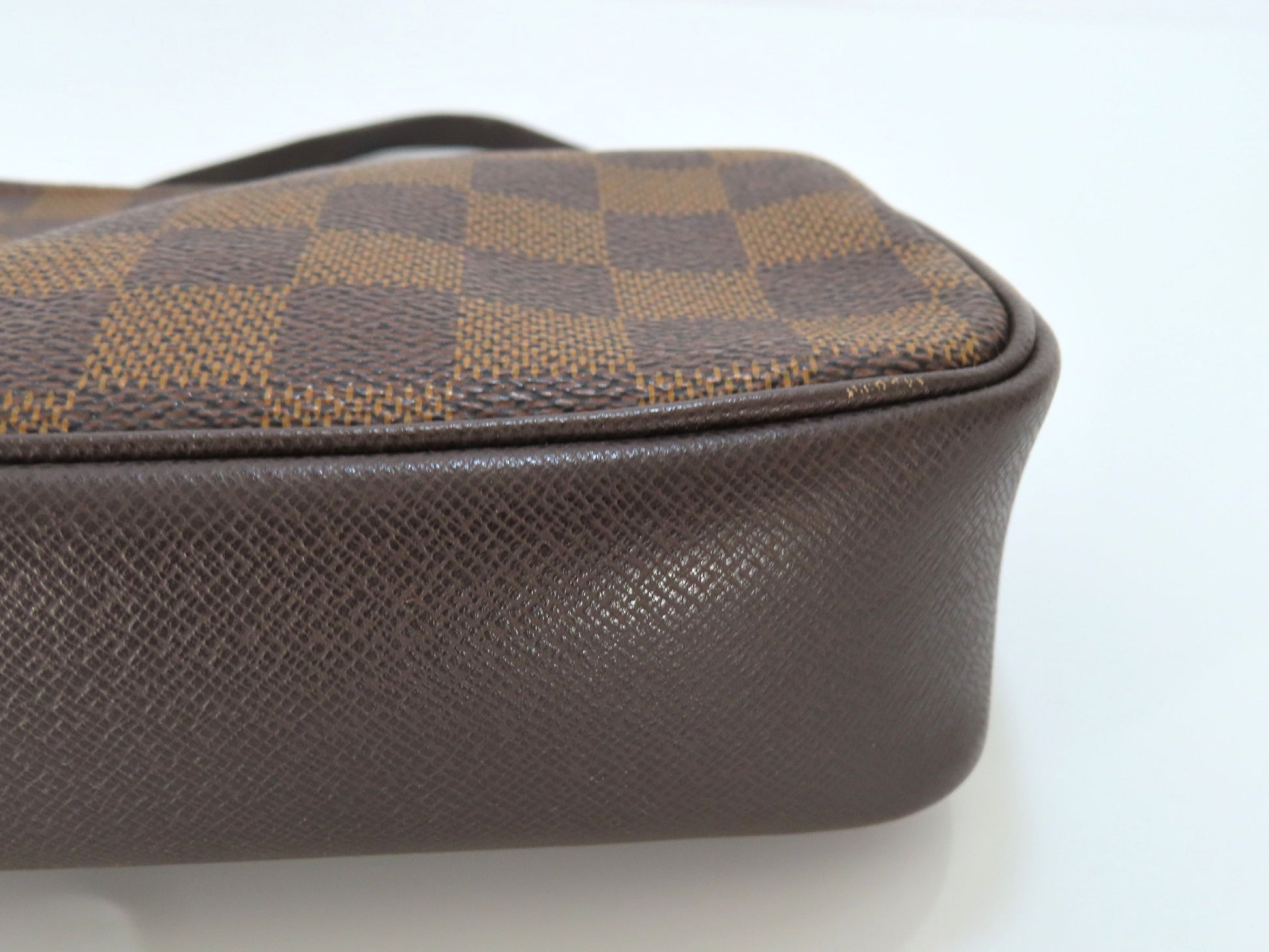 LOUIS VUITTON Damier Truth Makeup Pouch N51982 No.1908 Pouch