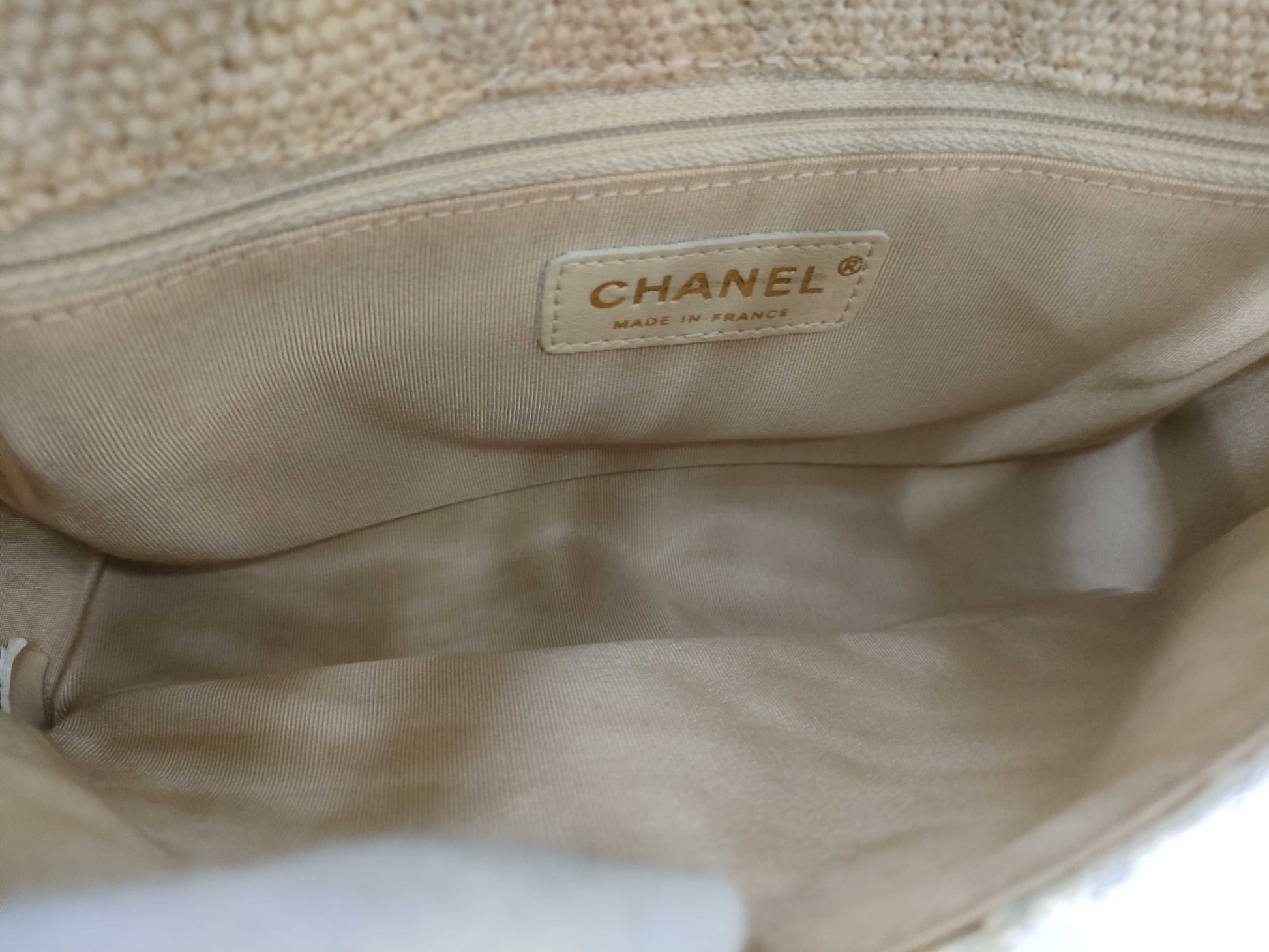 CHANEL Straw x Sequin Gold Shoulder Bag 13474339
