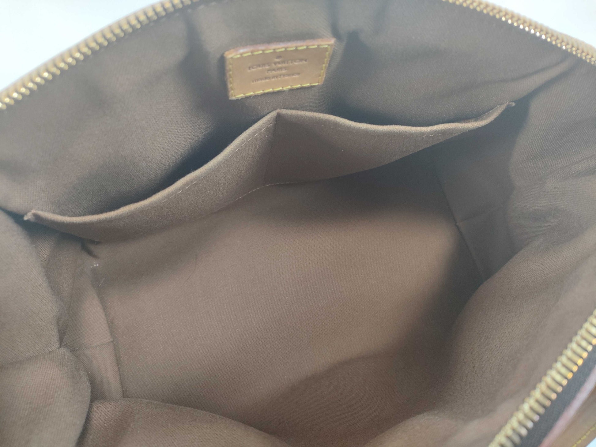 LOUIS VUITTON Monogram Tivoli PM Handbag