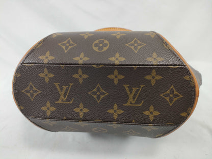 LOUIS VUITTON Monogram Ellipse Handbag