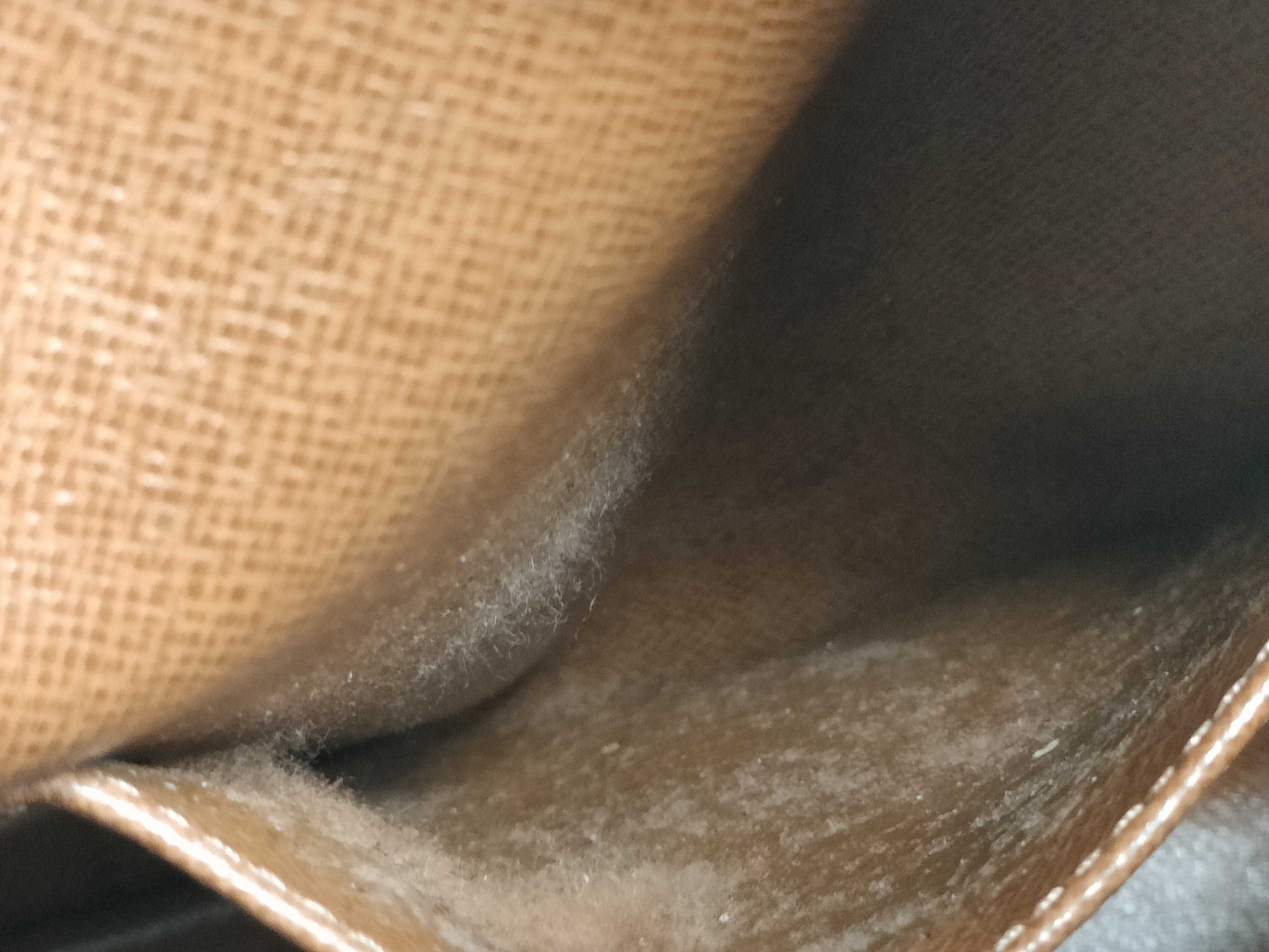 LOUIS VUITTON Unidentified Monogram Louis Vuitton Bag Second Bag