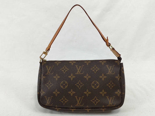 LOUIS VUITTON Monogram LV Pochette Pouch