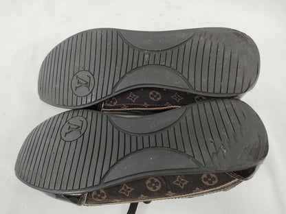 LOUIS VUITTON Enamel Monogram Low-Cut Sneakers, Size 22.5cm
