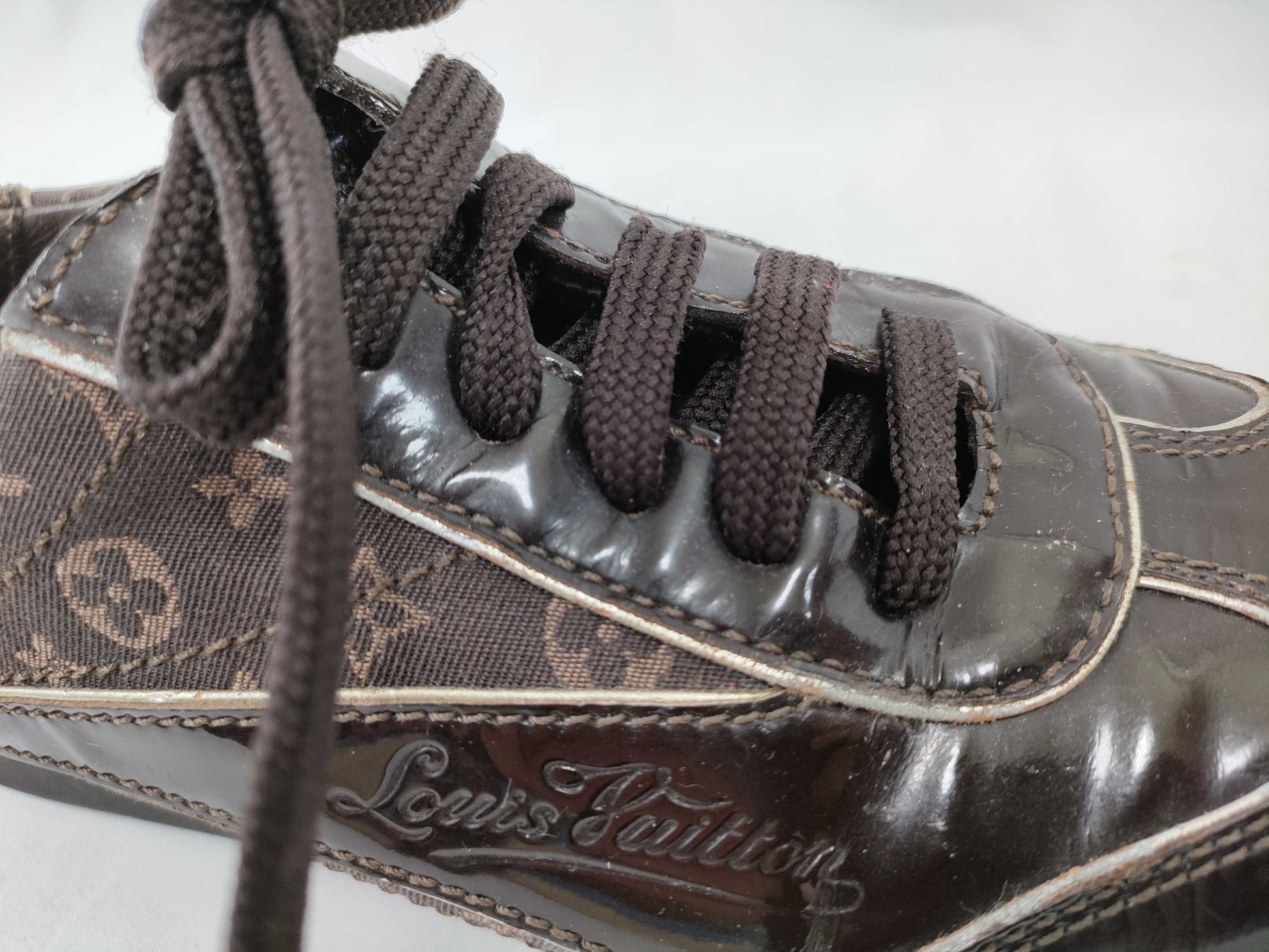 LOUIS VUITTON Enamel Monogram Low-Cut Sneakers, Size 22.5cm