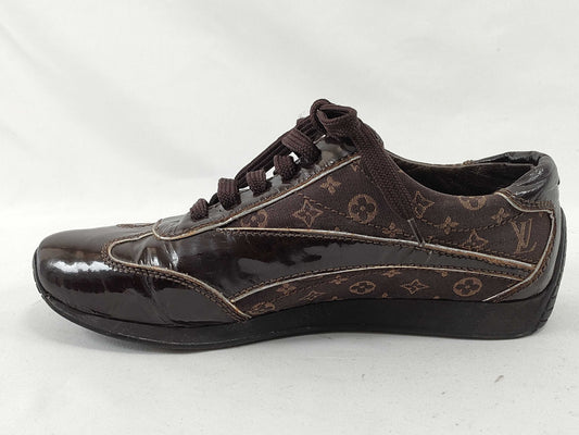 LOUIS VUITTON Enamel Monogram Low-Cut Sneakers, Size 22.5cm